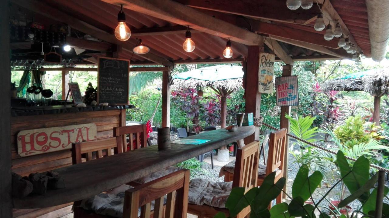 Tiki Lodge Bar & Restaurant Santa Catalina Ngoại thất bức ảnh